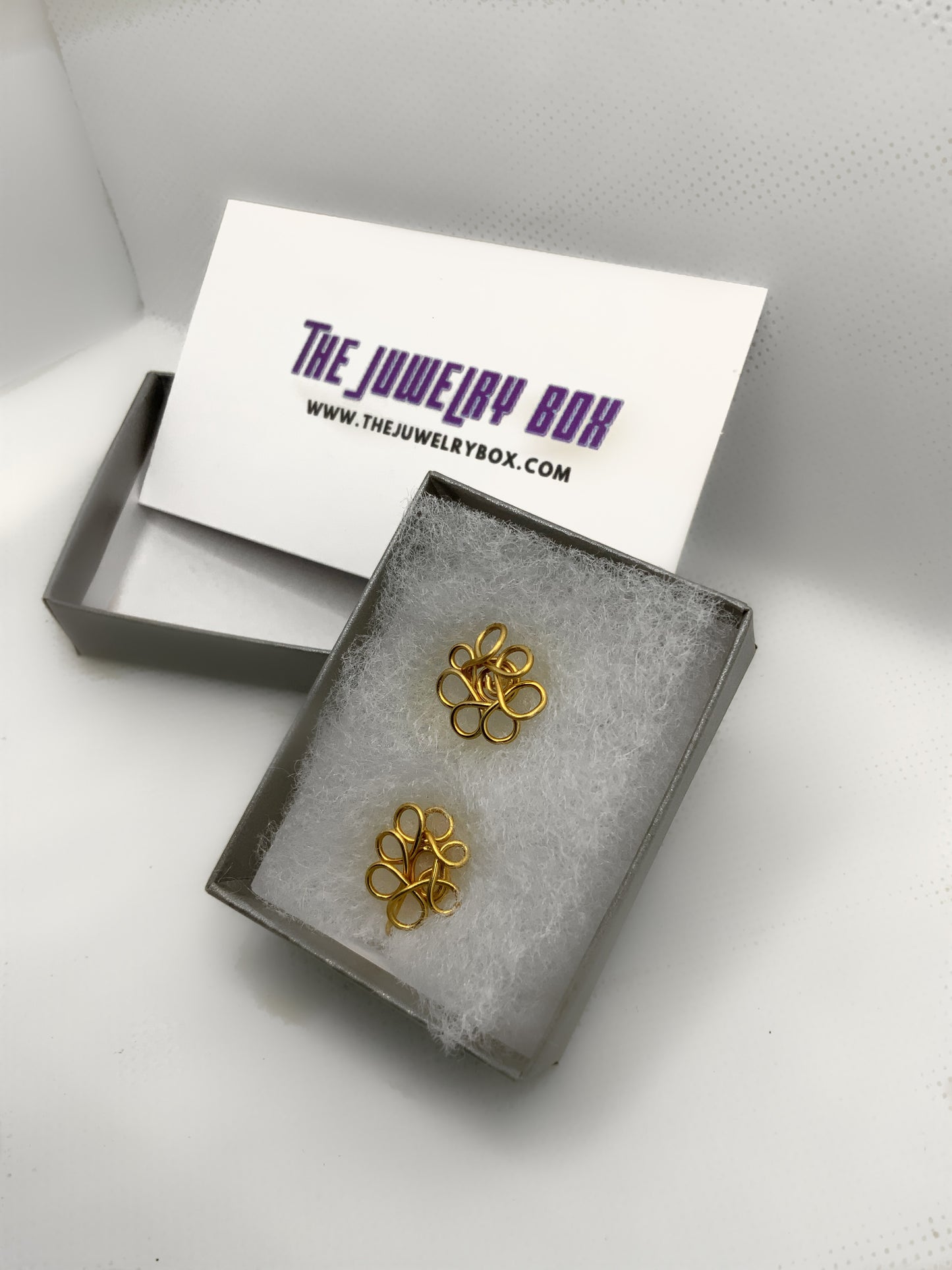 Flower Bomb Cuff/Stud Set