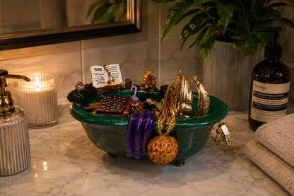 The Soak it In Tub Jewelry Holder