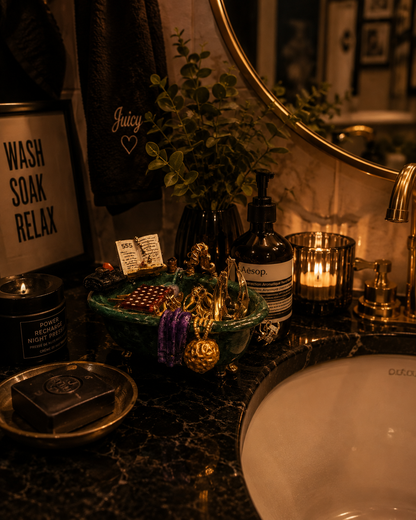 The Soak it In Tub Jewelry Holder