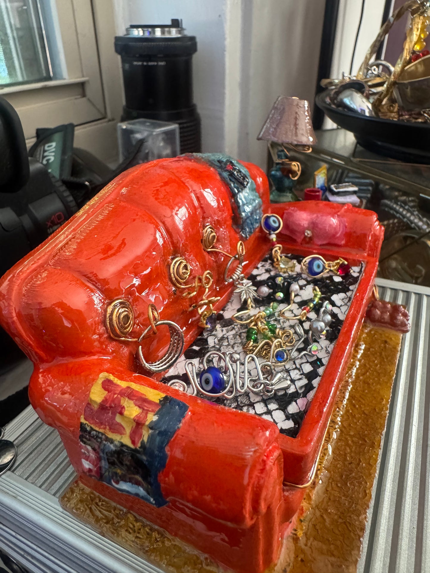 The Kickback Couch Jewelry Holder